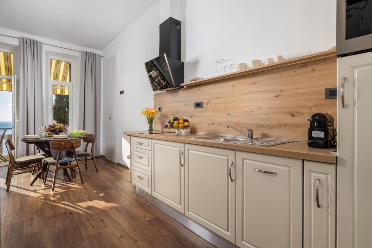 Altamar Seaview Opatija Apartment Luaran gambar