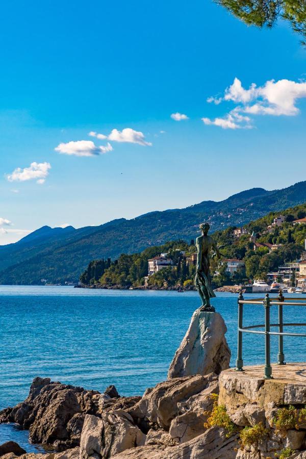 Altamar Seaview Opatija Apartment Luaran gambar